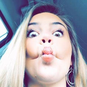 Meet your Posher, Bekah